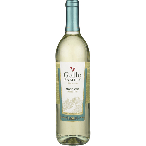 Gallo Family Vineyards Moscato 1.5L Front Bottle Label