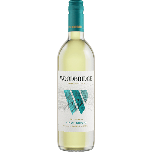 Woodbridge Pinot Grigio 1.5L Front Bottle Label