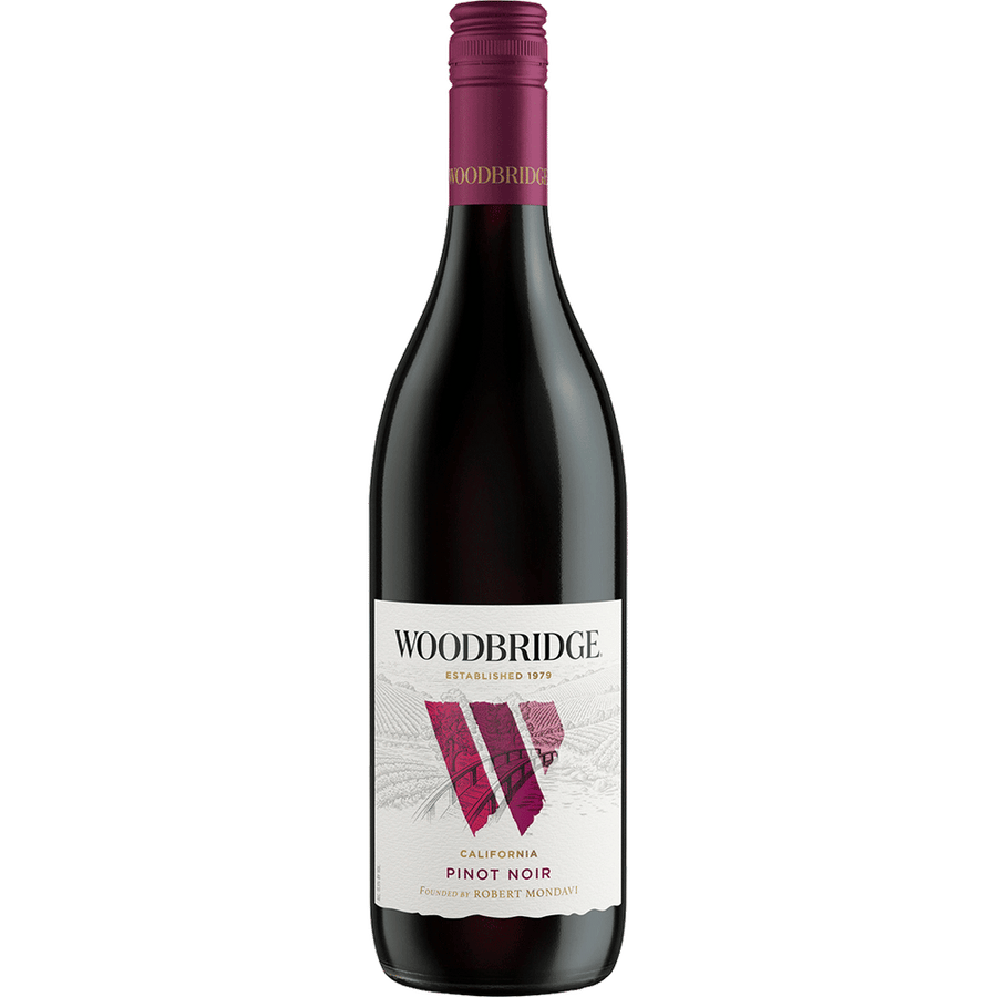 Woodbridge Pinot Noir 750ML Front Bottle Label